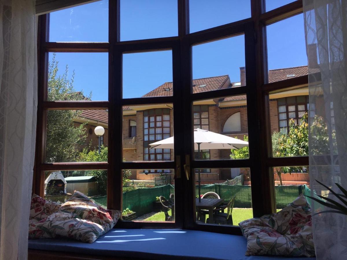 Chalet En Laredo Cerca De La Playa. Villa Екстериор снимка