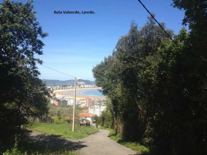 Chalet En Laredo Cerca De La Playa. Villa Екстериор снимка